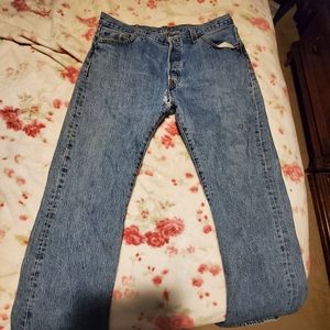 Levi 501 jeans